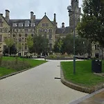 Oge's Bradford (West Yorkshire)