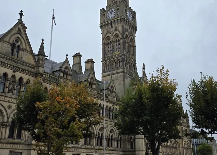 Oge's Bradford (West Yorkshire)