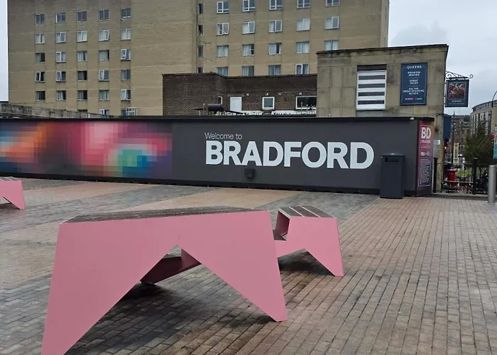 Oge's Bradford (West Yorkshire)